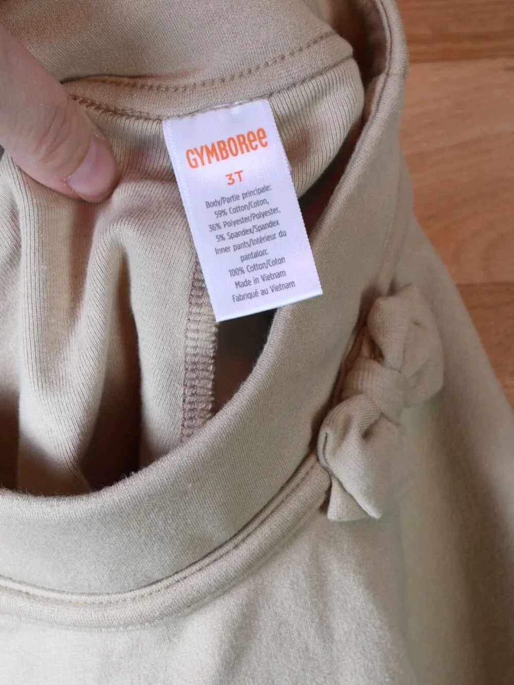 Gymboree girl size 3T Playproof uniform skort-tan